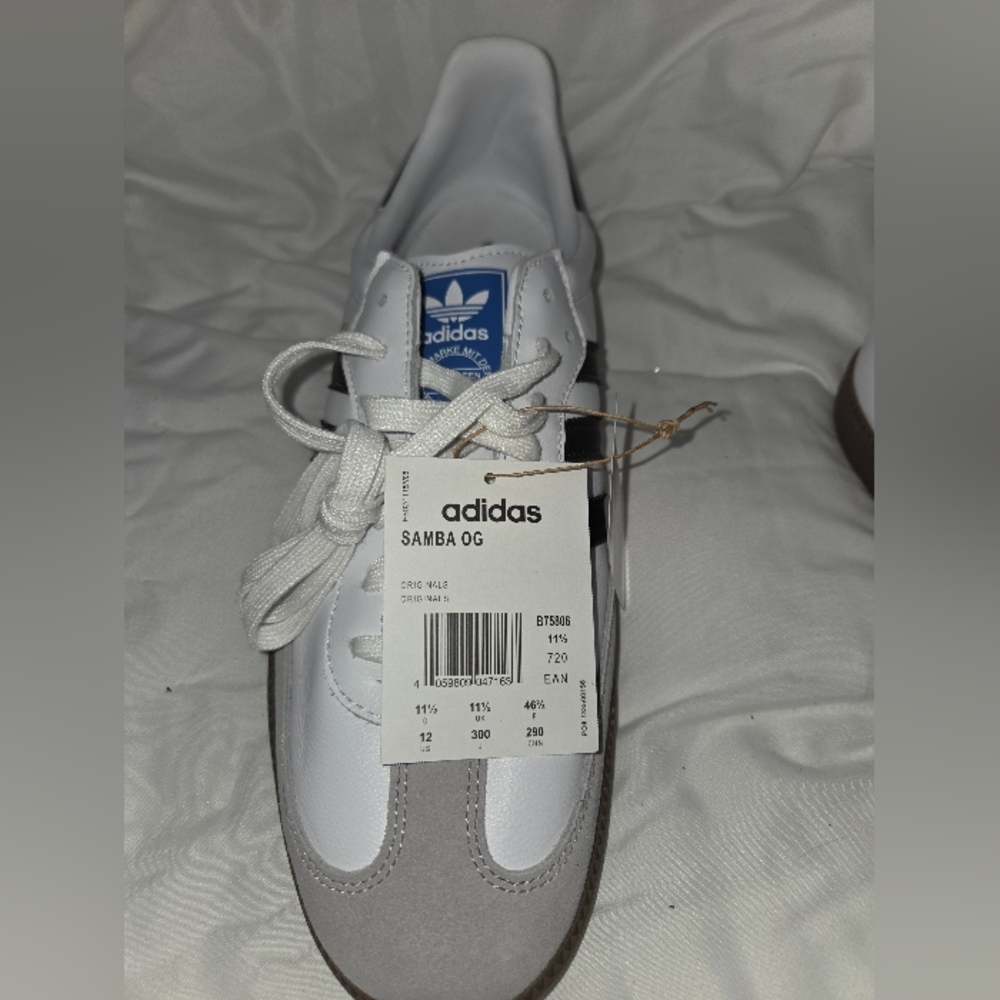 adidas Samba White and Black Sneakers - Picture 2 of 3
